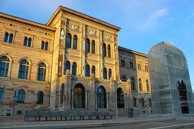 Scandinavian Art, Architecture and Design Tour in Stockholm - Kungsträdgården explains Stockholm’s green spaces