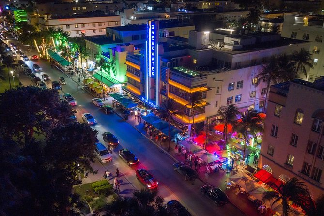 Self-Guided Audio Tour - Miami Art Deco - Art Deco buildings as a film set