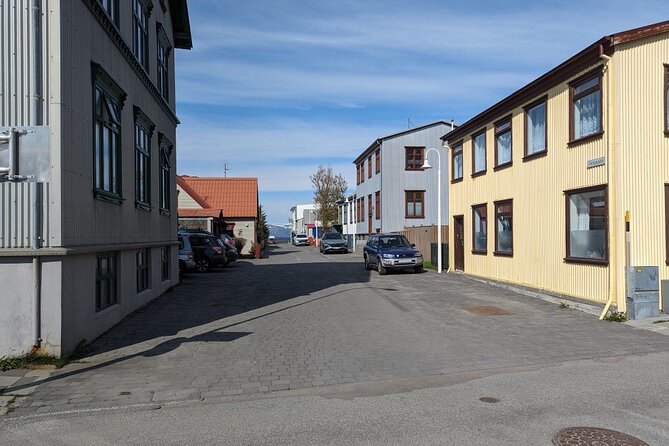 Self-Guided Tour of Ísafjörður: Art, History, and Architecture - The Fishermen’s Monument
