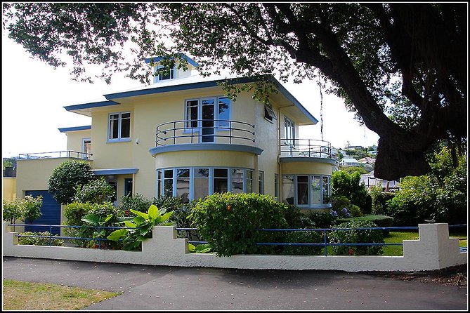 Shore Excursion: Napier/ Hawke's Bay & Premium Wineries tour - Why this four-hour tour works well on a cruise stop