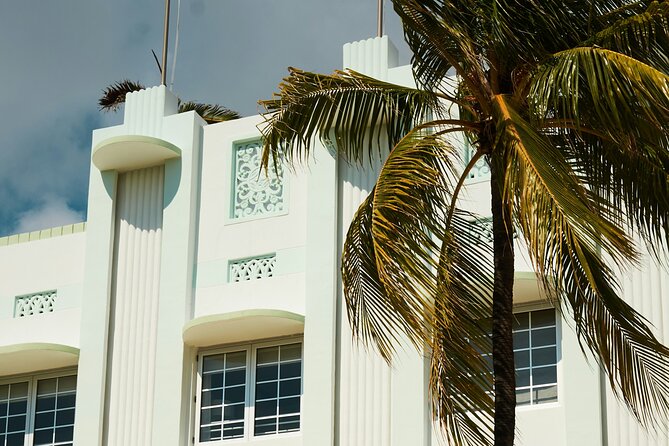 South Beach Art Deco Highlights and The Wolfsonian Museum Tour - Lummus Park between the palms and the ocean