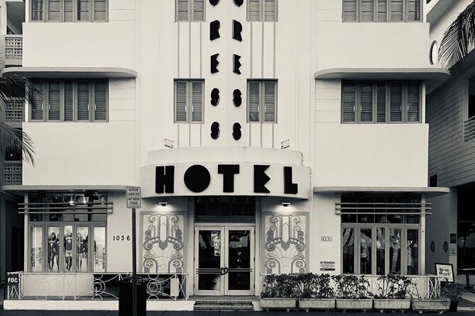 South Beach Food Tour- Culinary & Art Deco & History - Ocean Drive Connects the Buildings and the Past