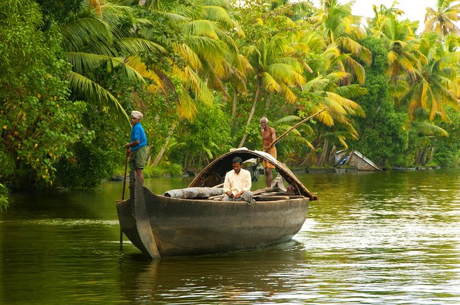 South India Tour- Temple Architecture and Backwaters - Pondicherry’s two distinct neighborhoods