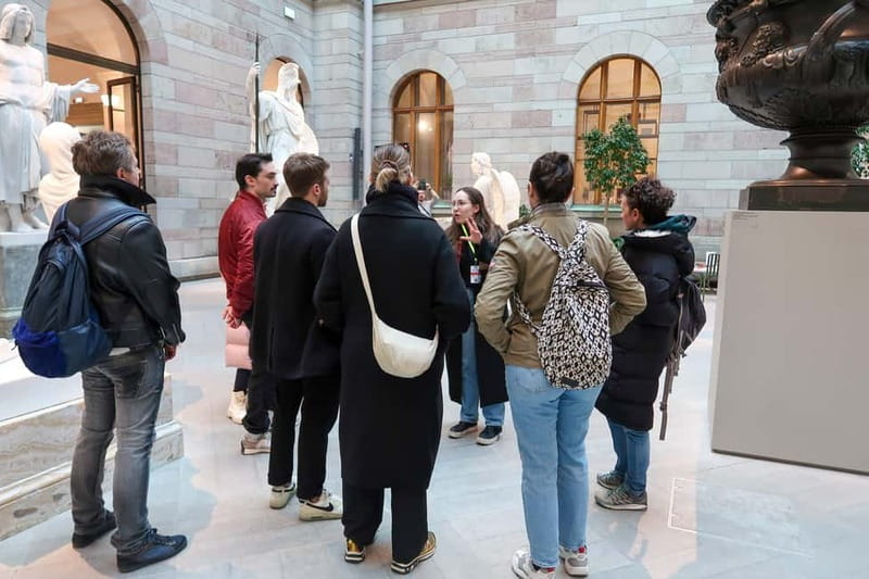 Stockholm: Scandinavian Architecture & Design Ostermalm Tour - Stureplan and Danieluska Huset