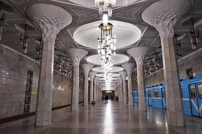 Tashkent Soviet Architecture (Modernism) and Subway station tour. - The Monument of Courage and Tashkent’s earthquake story