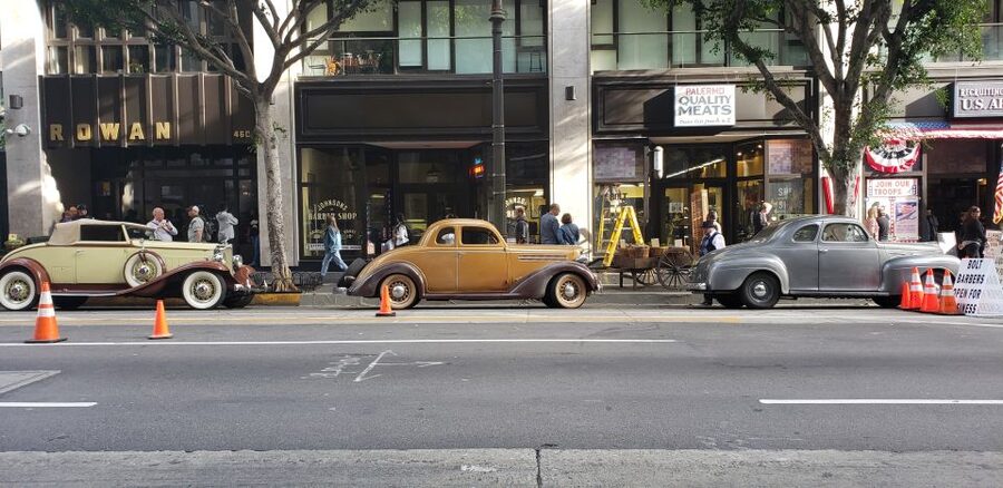 The History and Architecture of Downtown Los Angeles - Walking conditions, weather, and group comfort