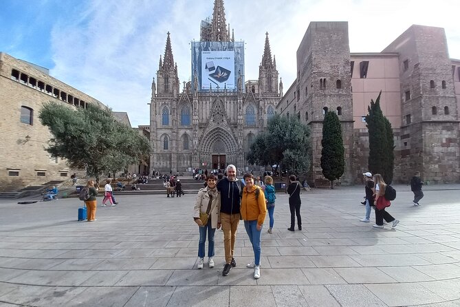 The wonders of architecture 2 hours on foot in Barcelona - Starting beside Barcelona Cathedral