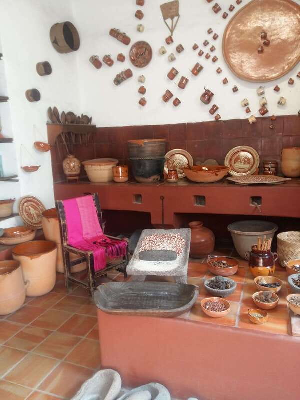 Tlaquepaque Magic Town: Artisans, Traditions, Architecture - Candy making and a taste of rompope