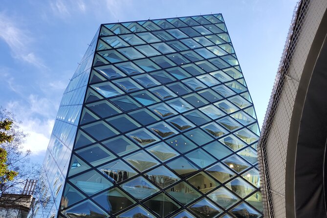 Tokyo Architecture and Contemporary Art Walking Tour with a local guide - Why this Tokyo tour works for architecture fans
