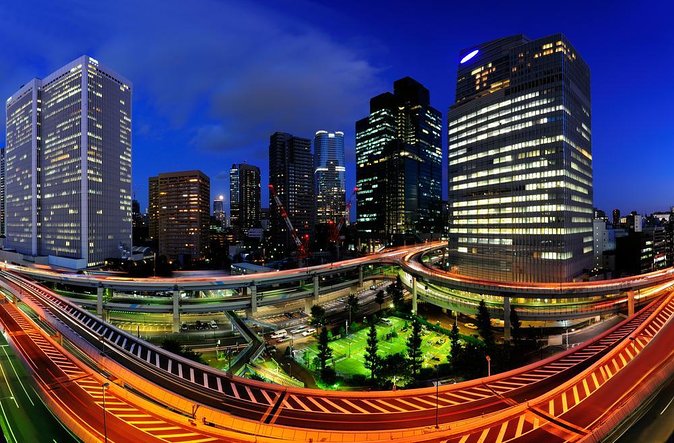 Tokyo Architecture and Contemporary Art Walking Tour with a local guide - Daikanyama and Nakameguro: the day slows down
