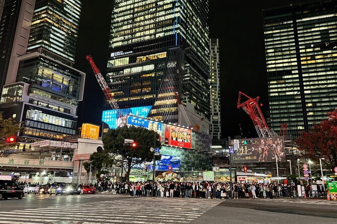 Tokyo: Shibuya Highlights Walking Tour & Secret View Spot - Meeting at Shibuya Hachi Box