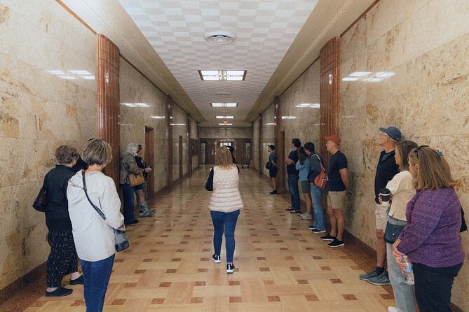 Tulsa Art Deco and Architecture with Expert Guide Walking Tour - Philtower and Tulsa’s oil-era ambition