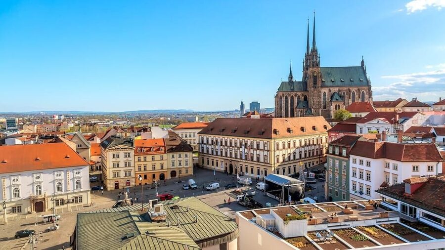 Unveiling Brno: History, Culture & Architectural Delights - The pace, walking, and group format