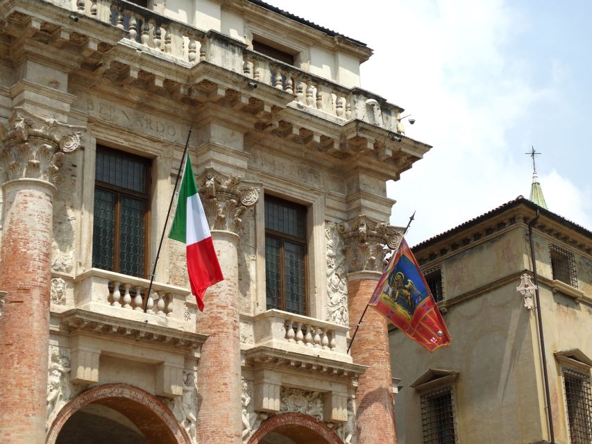 Vicenza: Palladian Architecture Private Walking Tour - What the guide adds to the experience