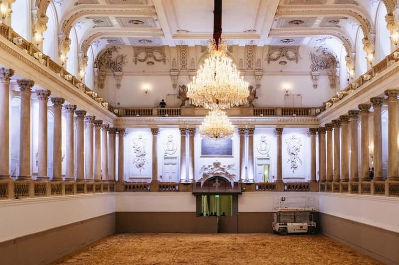 Vienna: Spanish Riding School Guided Architectural Tour - Climbing into the 250-year-old roof structure