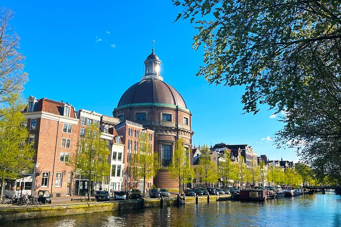 Walking Tour about Golden Age Architecture, private local guide - Huis Bartolotti and the language of wealth