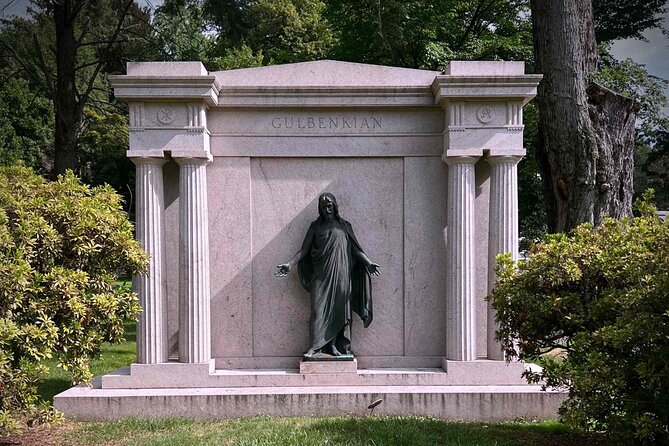 Woodlawn Cemetery: A Self-Guided Audio Tour of Gilded Age Art and Architecture - Five things to know before you go