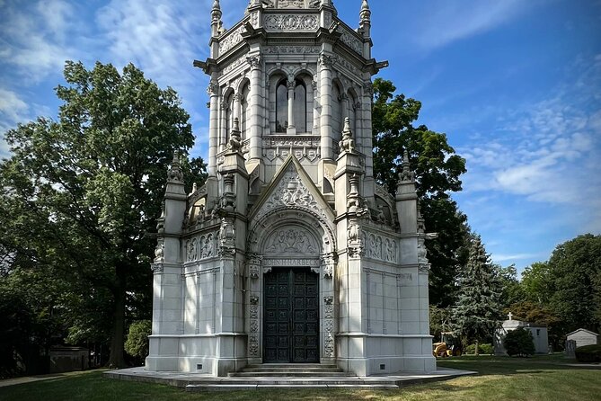 Woodlawn Cemetery: A Self-Guided Audio Tour of Gilded Age Art and Architecture - Alva Vanderbilt Belmont and New York society